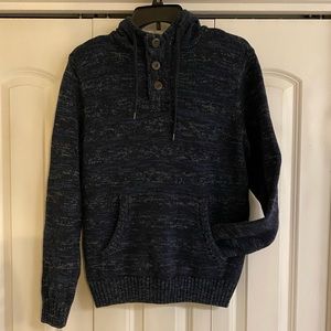 Urban Pipeline Mens size medium sweater